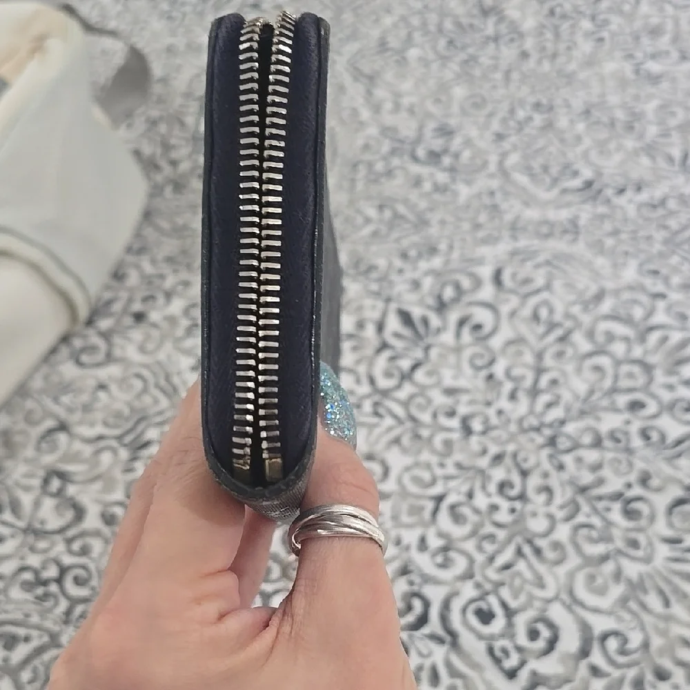 Gucci Navy Blue Wallet - Picture 3 of 9